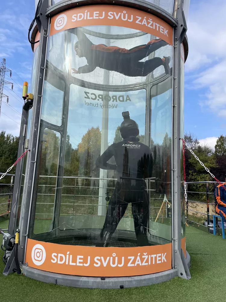 Recenze letu ve vzdušném tunelu