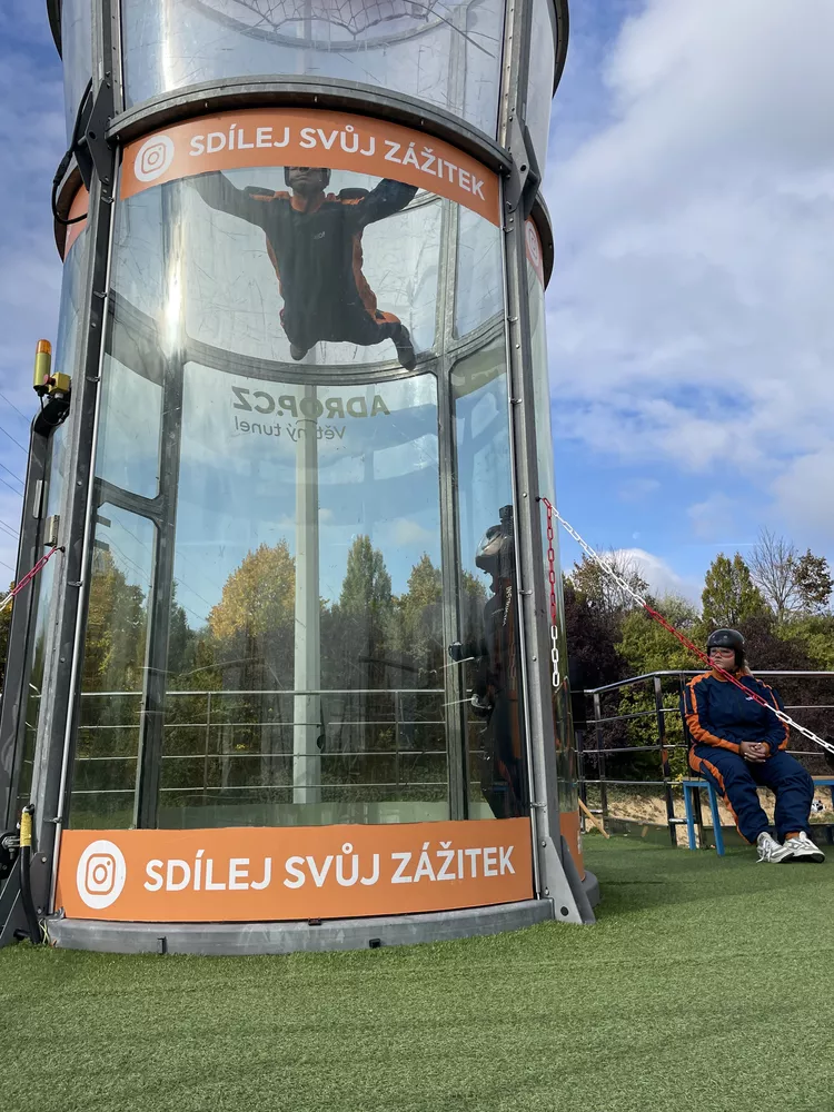 Recenze letu ve větrném tunelu